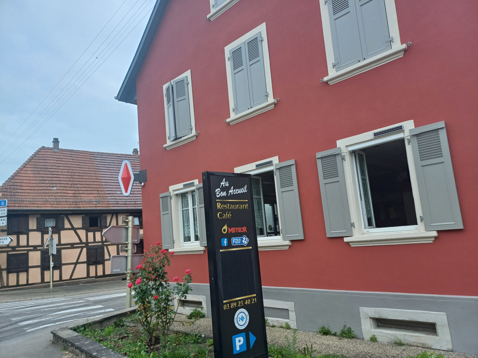 Au bon accueil - Restaurant familial / groupe carpe frite à Spechbach dans le Sundgau